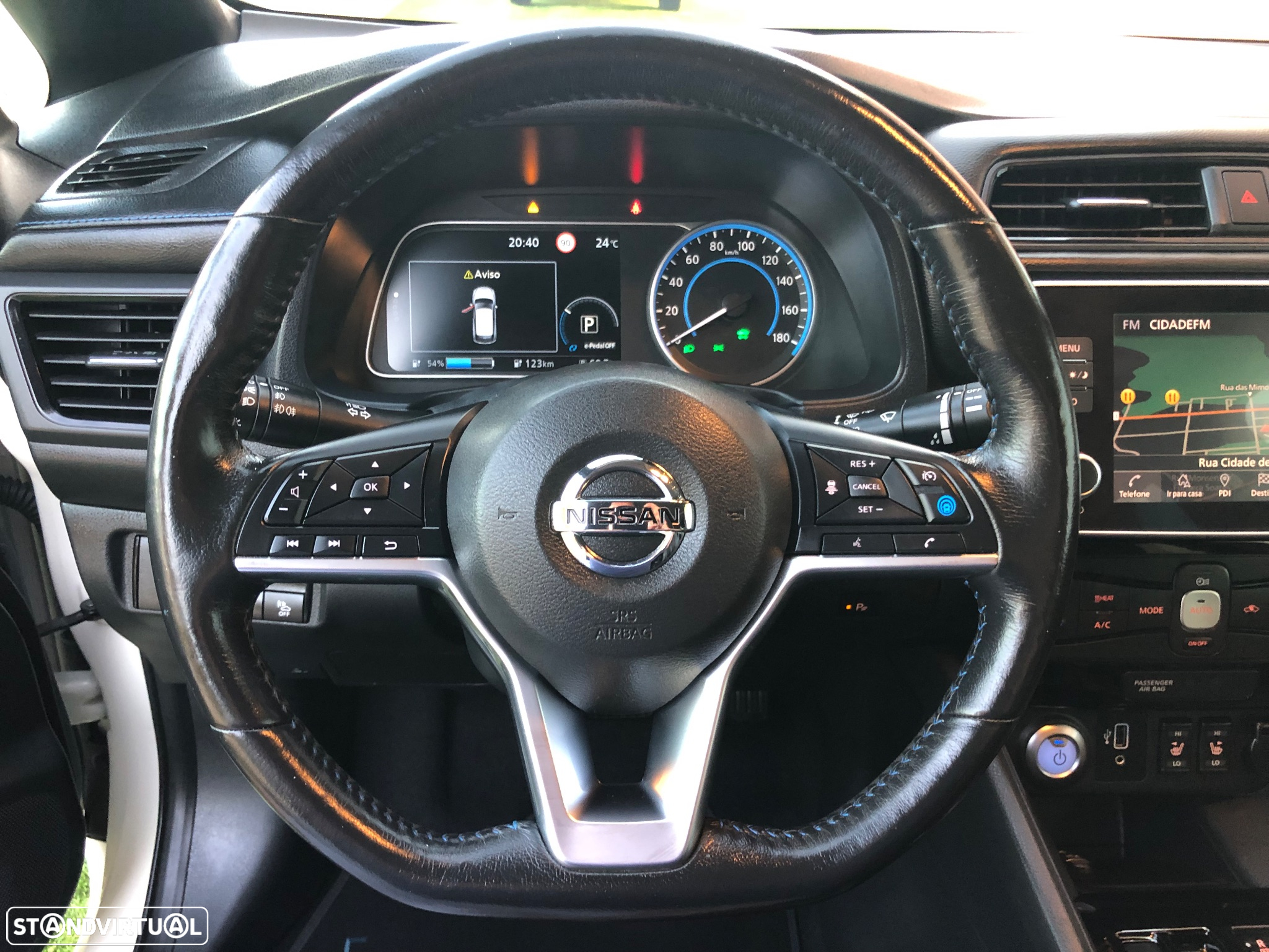 Nissan Leaf Tekna Two Tone+ProPilot Park - 19