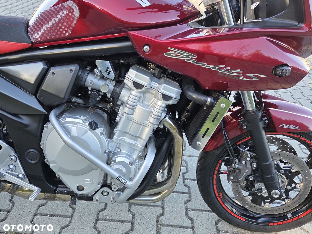 Suzuki Bandit - 10