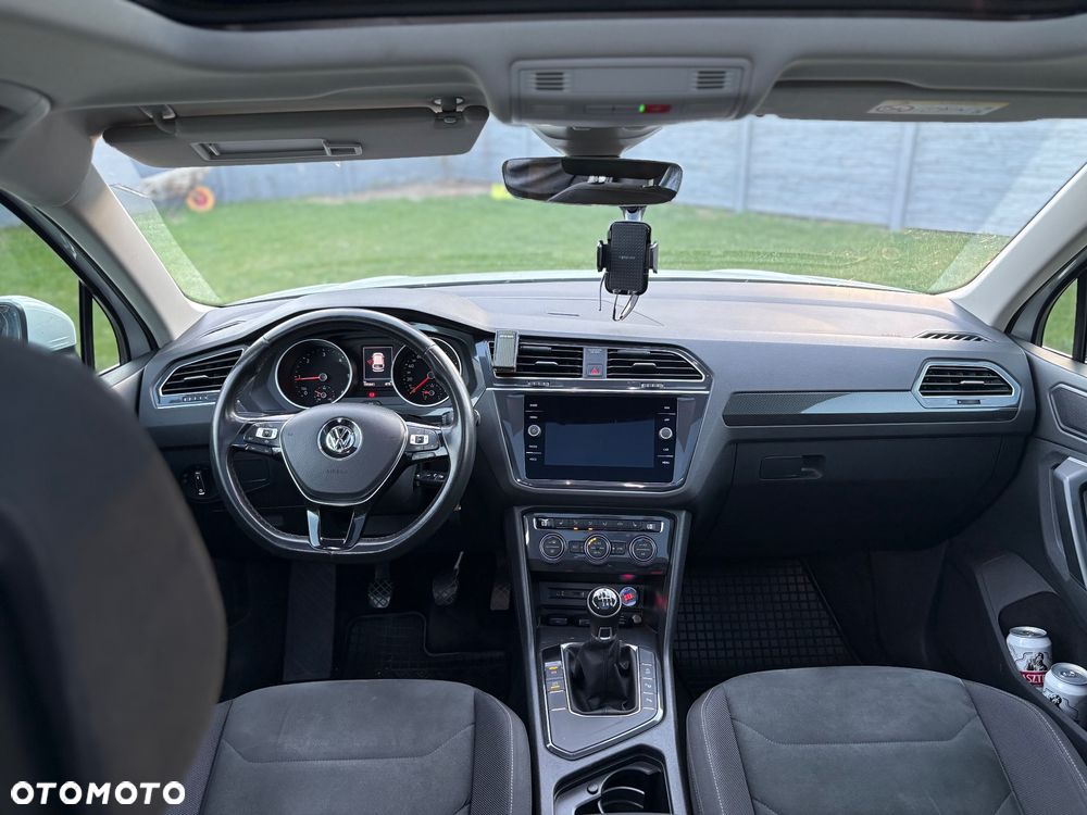 Volkswagen Tiguan ver-2-0-tdi-bmt-scr-comfortline - 11