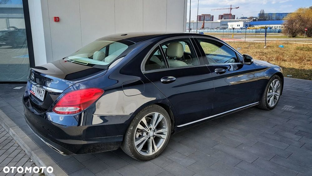 Mercedes-Benz Klasa C 300 7G-TRONIC - 5