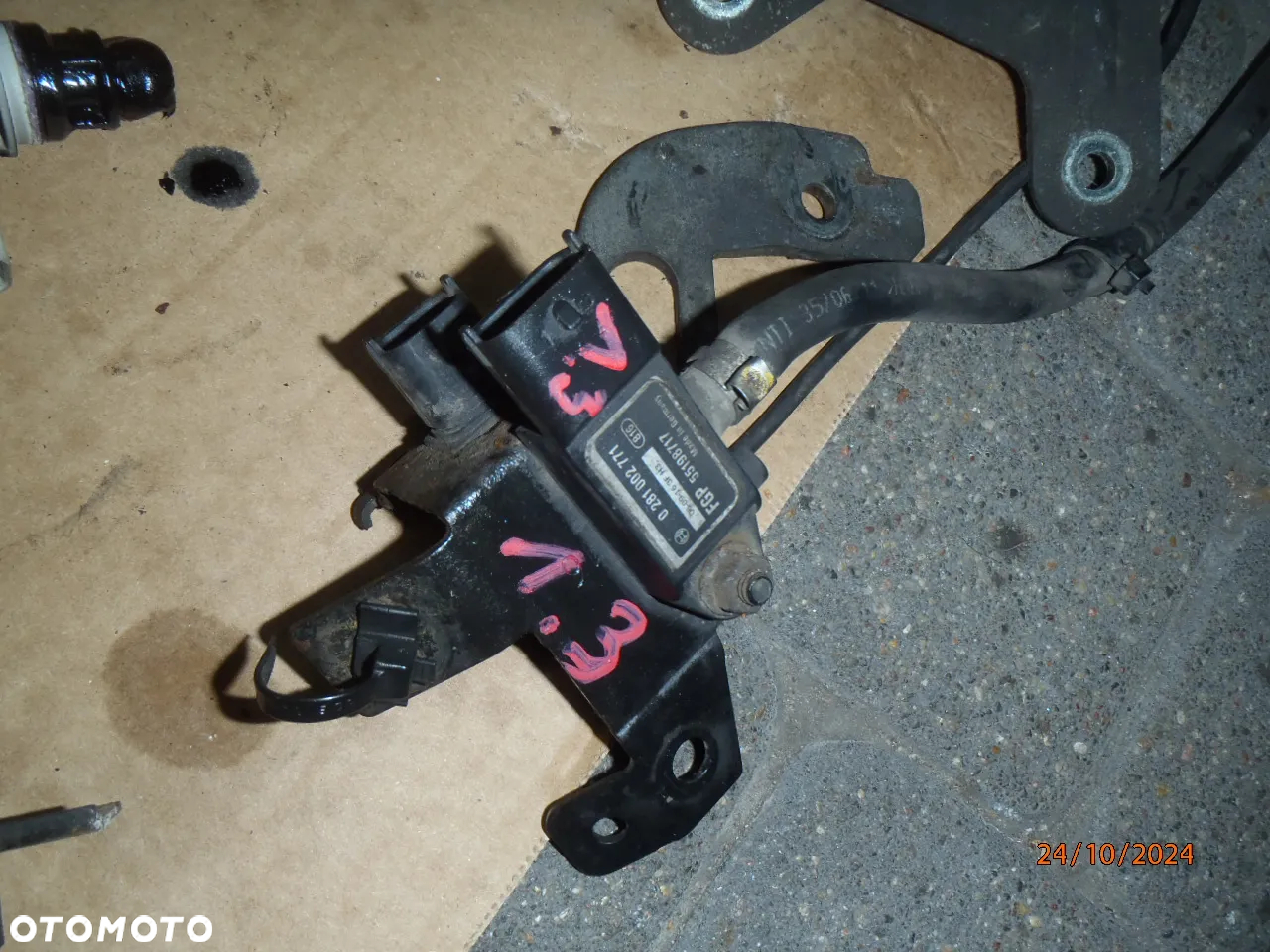 kolektor ssący alternator sprężarka sprzęgło docisk tarcza  dwumasa dwumas chłodniczka oleju opel corsa combo astra meriva 1.3 cdti - 31