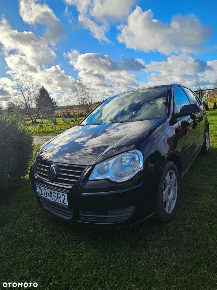 Volkswagen Polo - 1