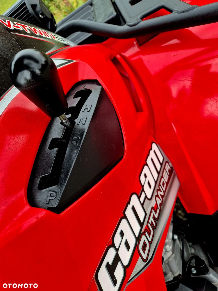 Can-Am Outlander - 10