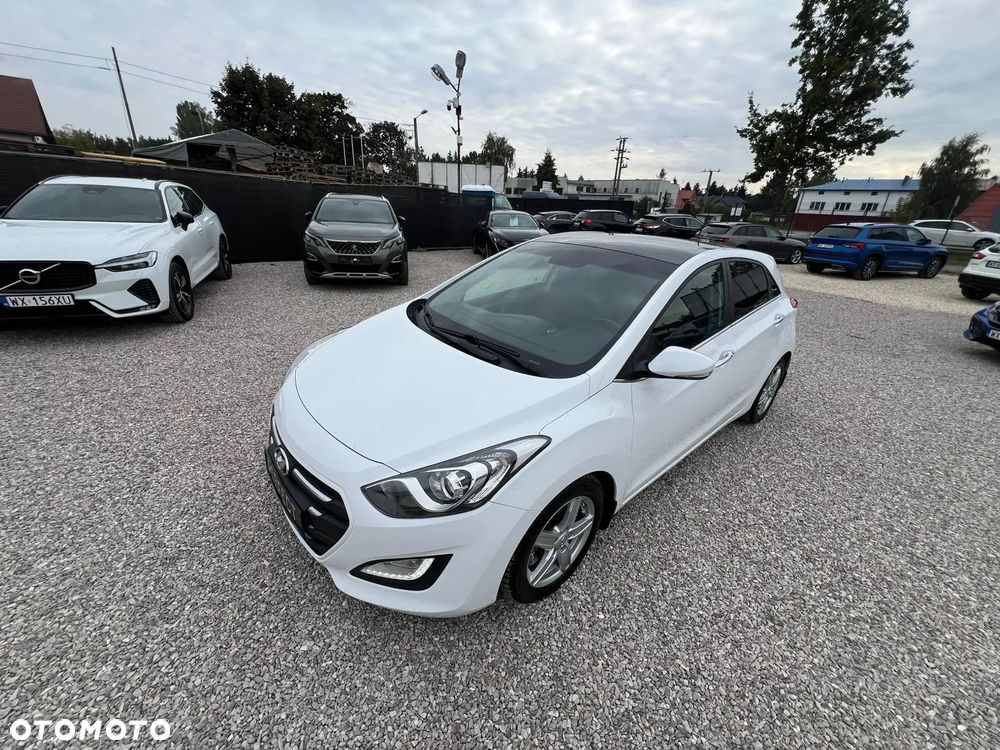 Hyundai i30 1.6 GDI Premium - 32