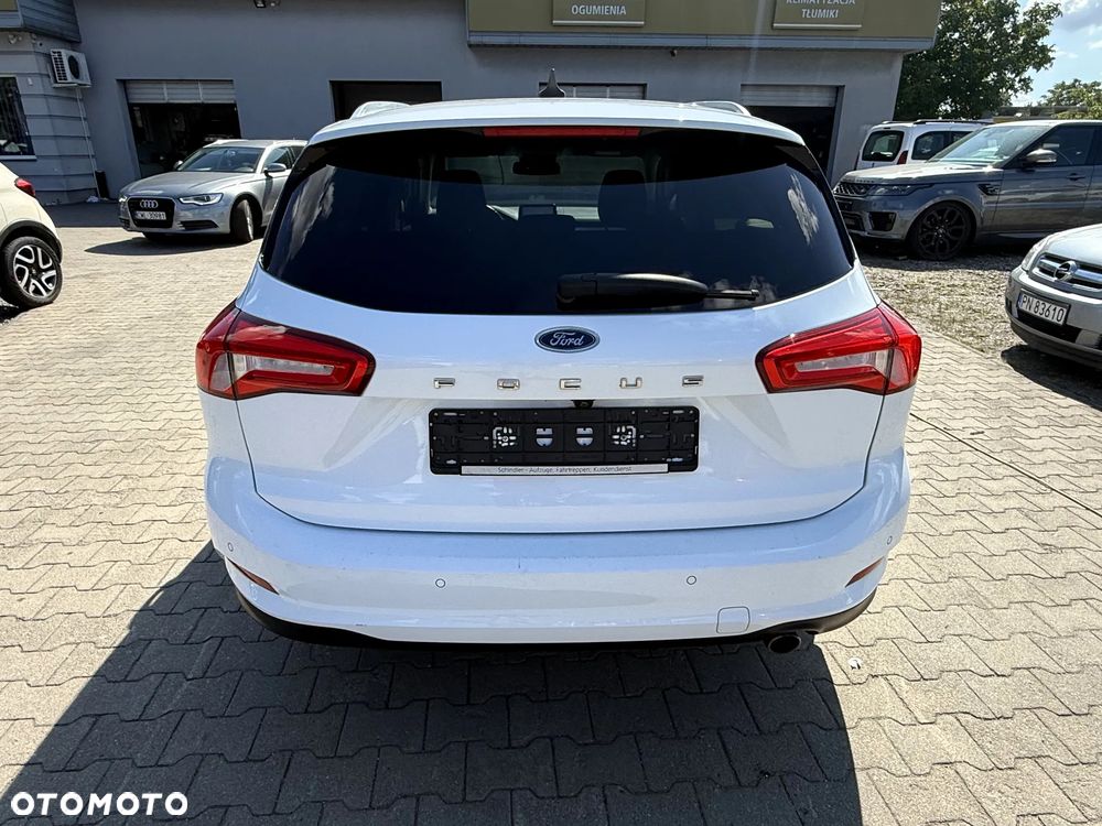 Ford Focus 2.0 TDCi Titanium ASS PowerShift - 2
