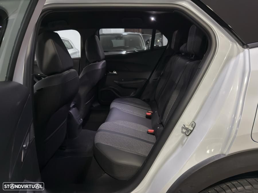 Peugeot 2008 1.2 PureTech Allure - 6