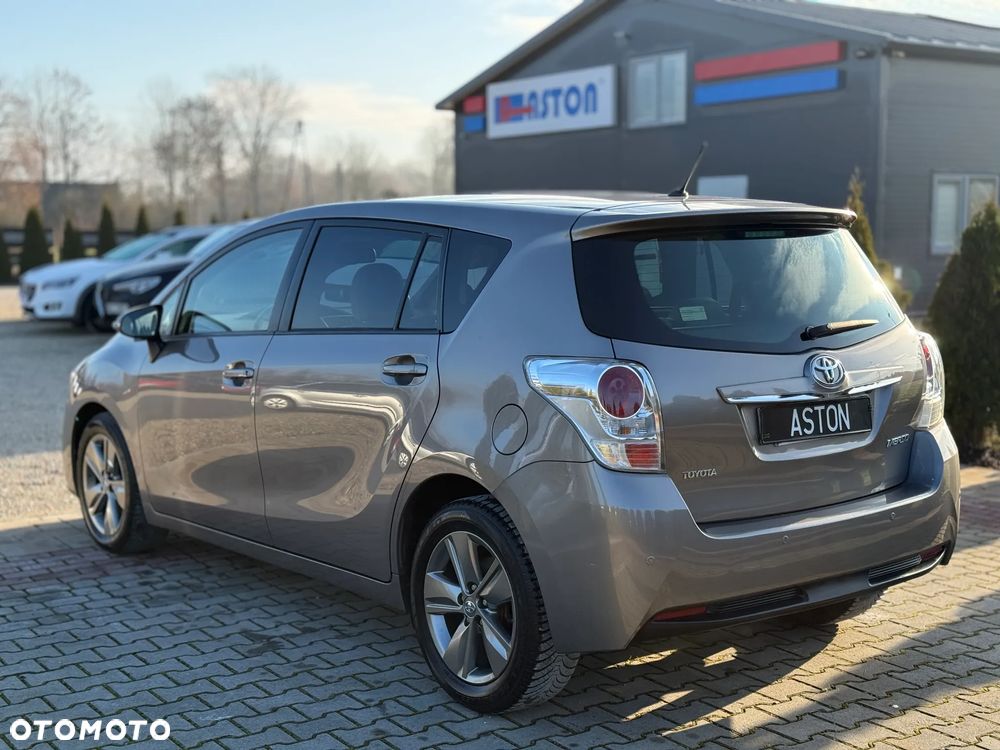 Toyota Verso 1.6 D-4D 5-Sitzer Start/Stop Skyview Edition - 10