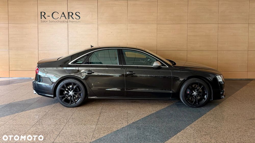 Audi S8 - 3