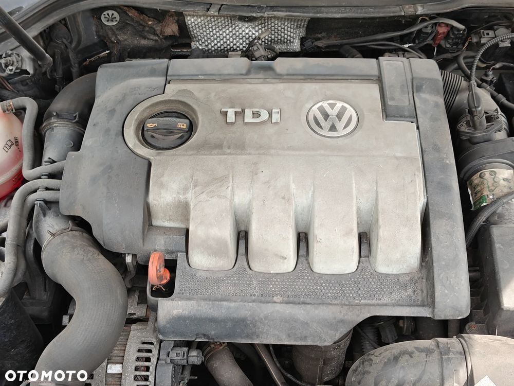 Volkswagen Passat 1.9 TDI Comfortline Family - 8