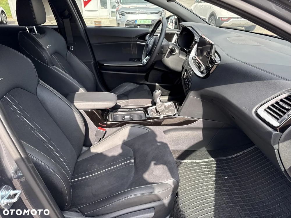 Kia ProCeed 1.5 T-GDI GT Line - 25