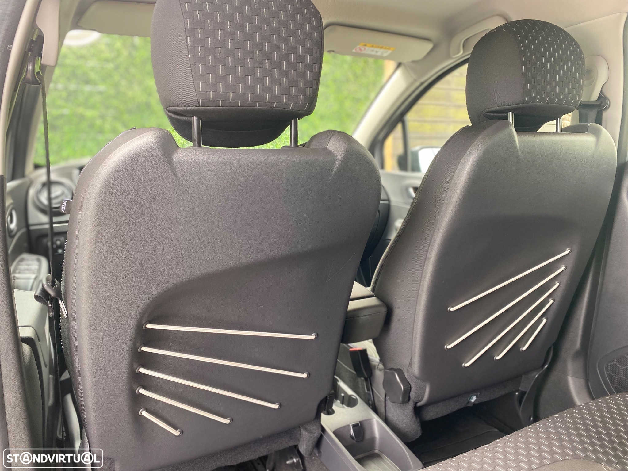 Renault Captur 1.0 TCe Exclusive - 26