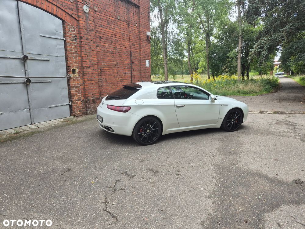 Alfa Romeo Brera - 11