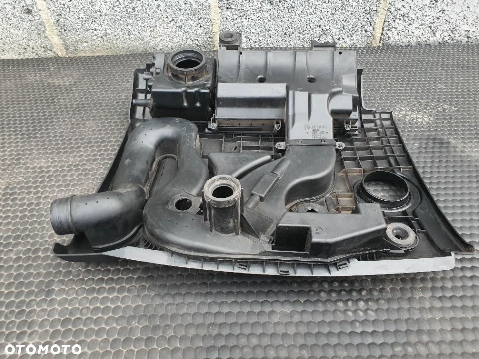 Pokrywa 03C129607 06A103638A Silnika Obudowa Oslona 1.6 FSI  VW Golf 5 V Touran - 14