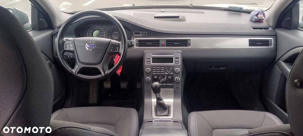 Volvo V70 D3 Kinetic - 24