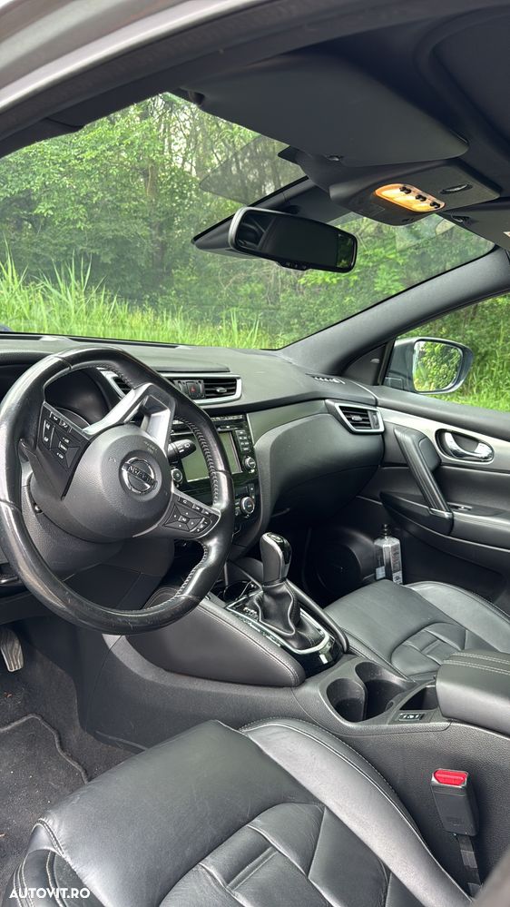 Nissan Qashqai 1.6 DCI Start/Stop X-TRONIC Tekna - 8