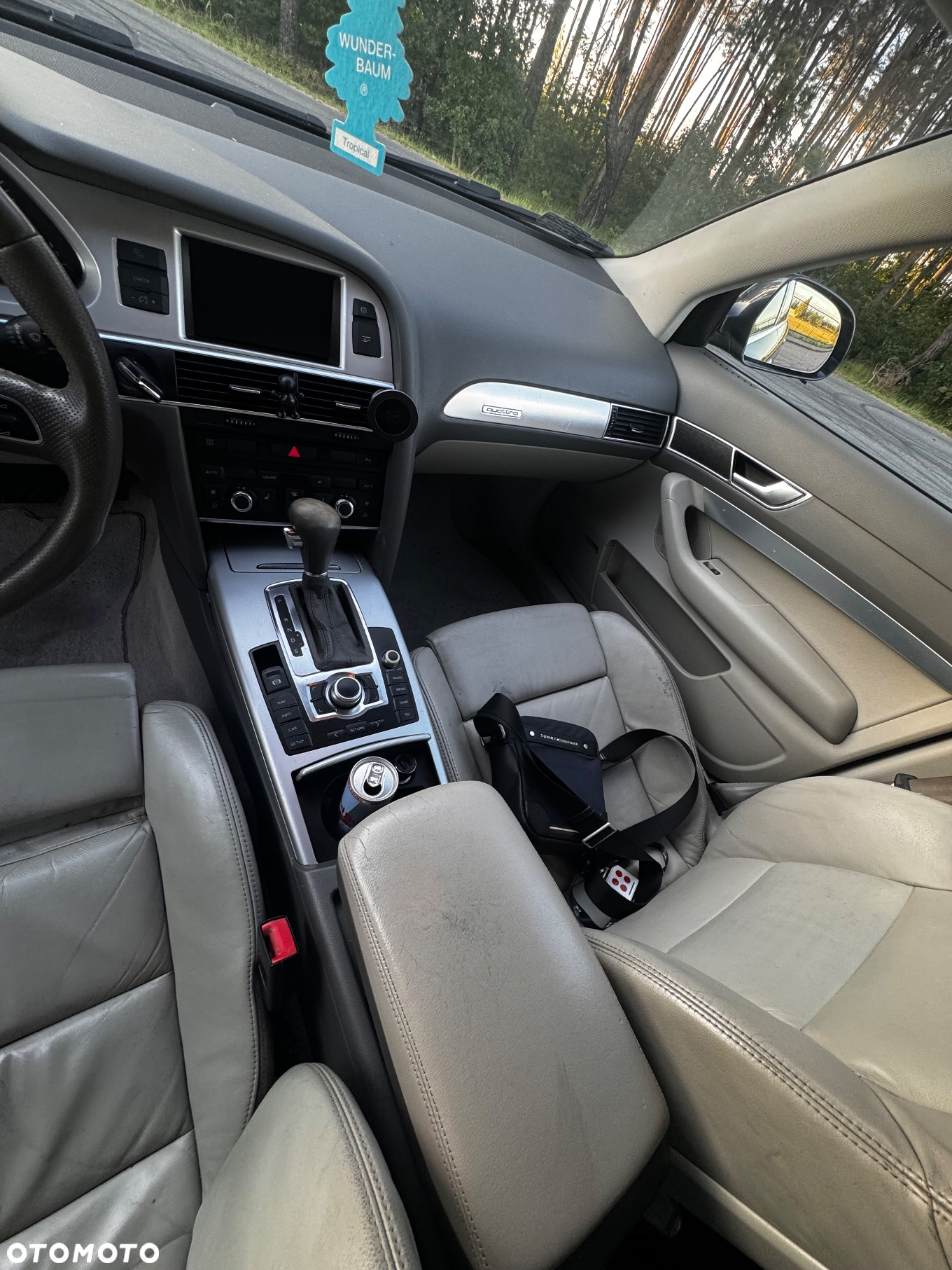 Audi A6 - 12