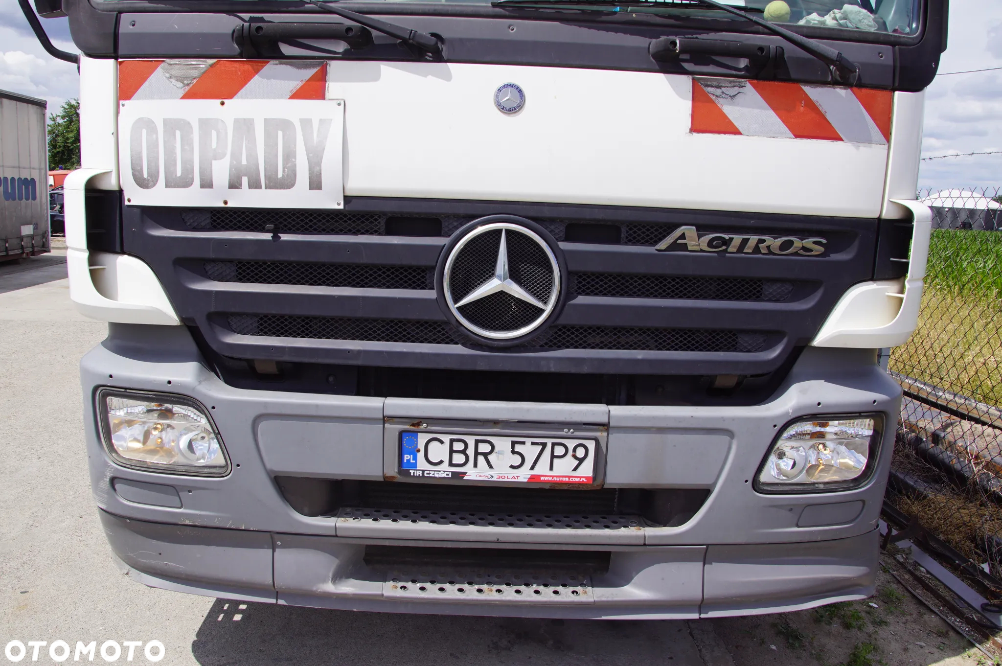 Auto na części - Mercedes Actros 2532 MP2 12.0 OM501LA OM 501 LA410 KM G211-16 2005R Lusterko Lampa Koło Szyba Atrapa Skrzynia Silnik Most Komputer Licznik Drzwi Moduł Grill Sterownik Lampa Zderzak Kabina - 3
