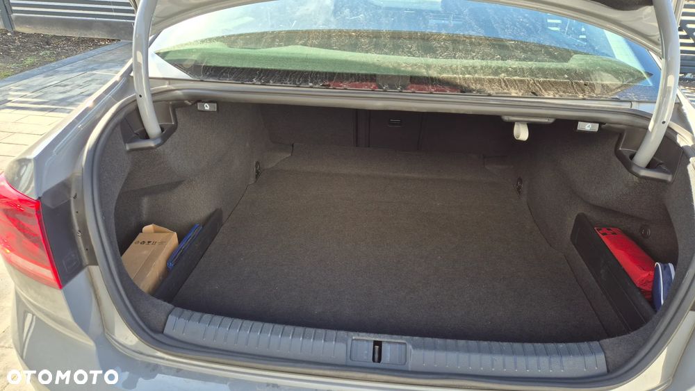Volkswagen Passat 1.5 TSI EVO Business - 19
