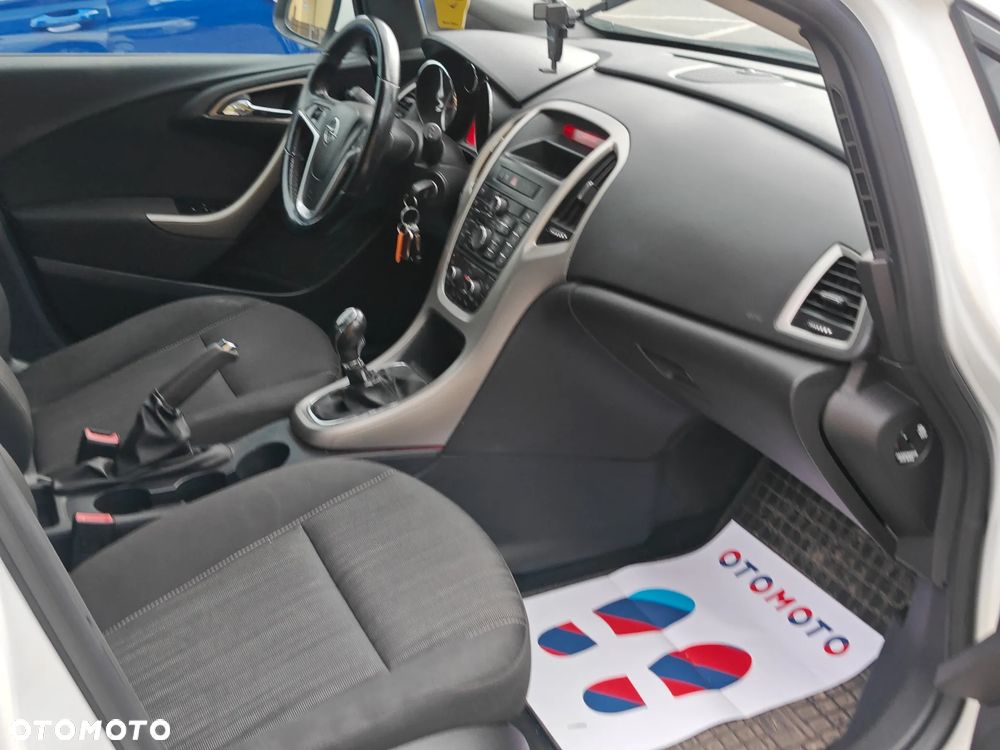 Opel Astra 1.4 T Cosmo - 18