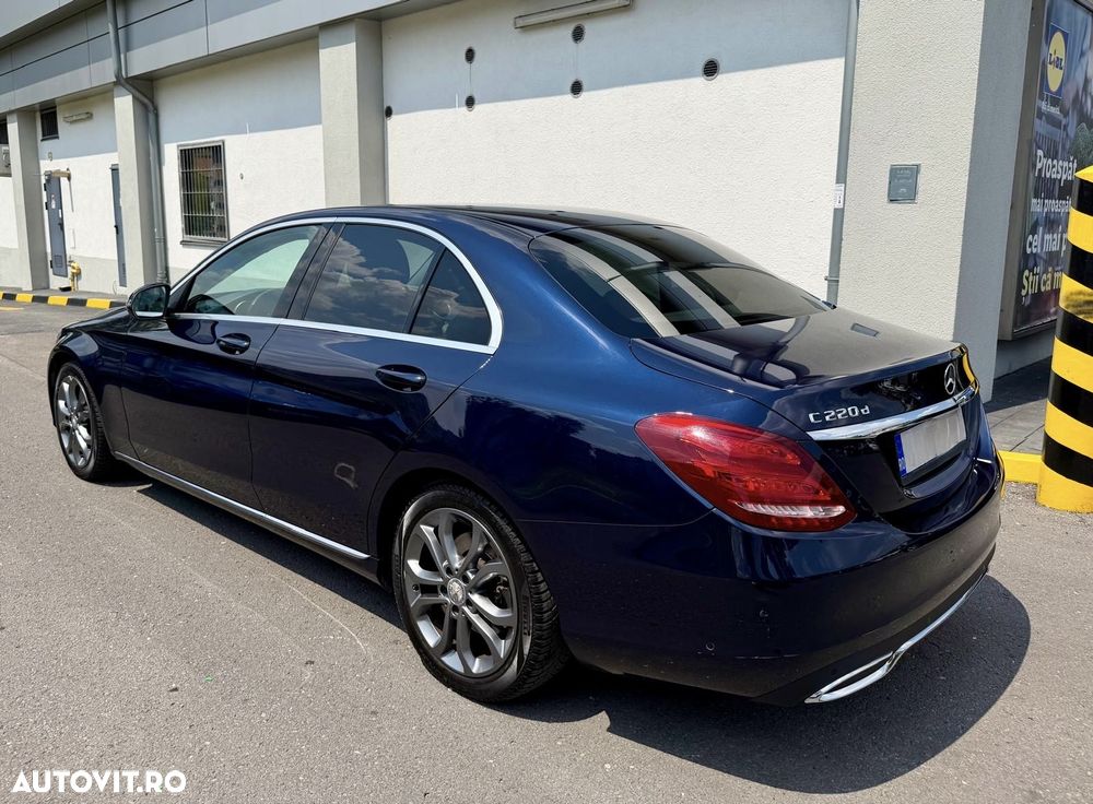 Mercedes-Benz C - 13