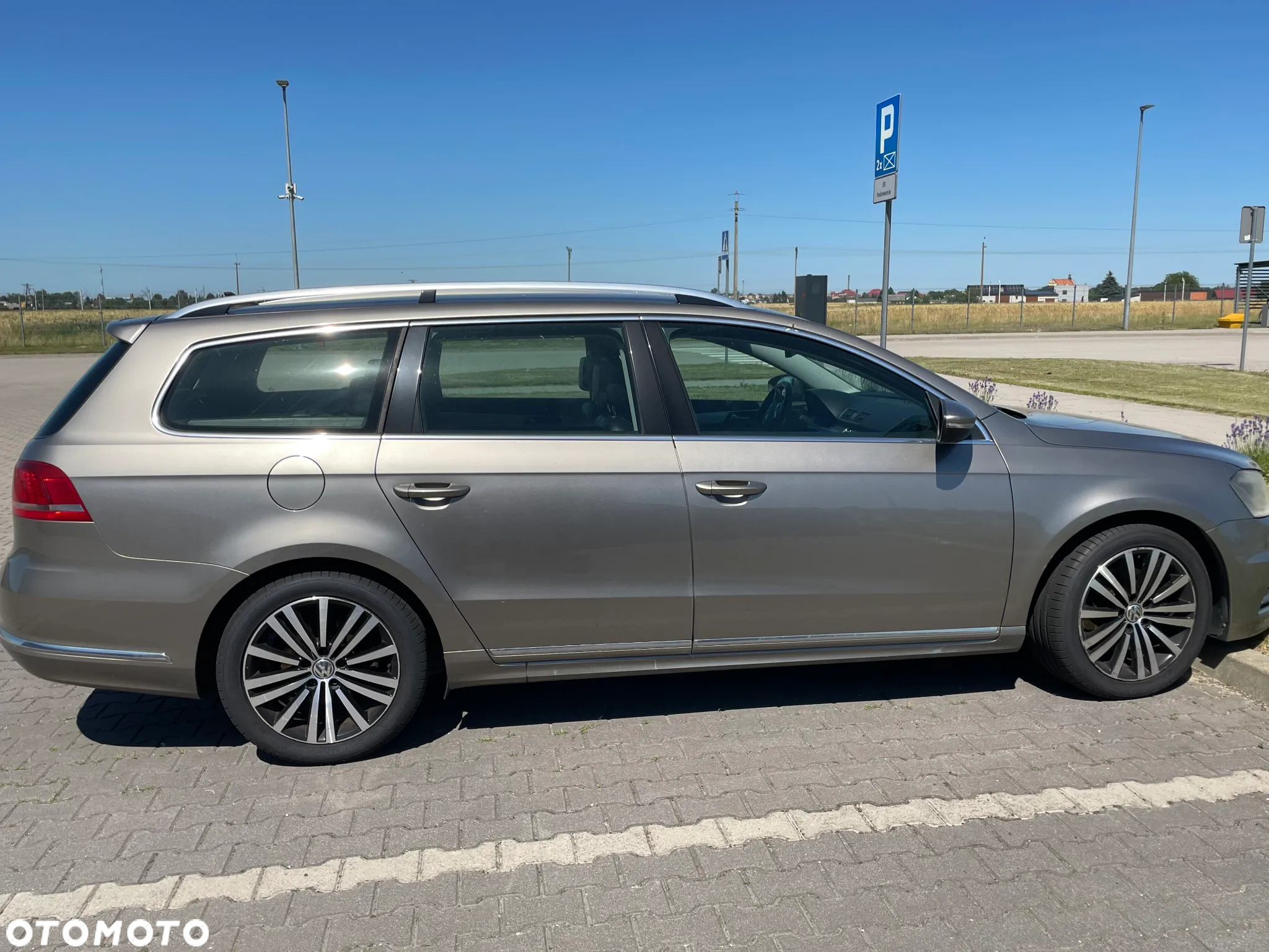 Volkswagen Passat 2.0 TDI Highline DSG - 3