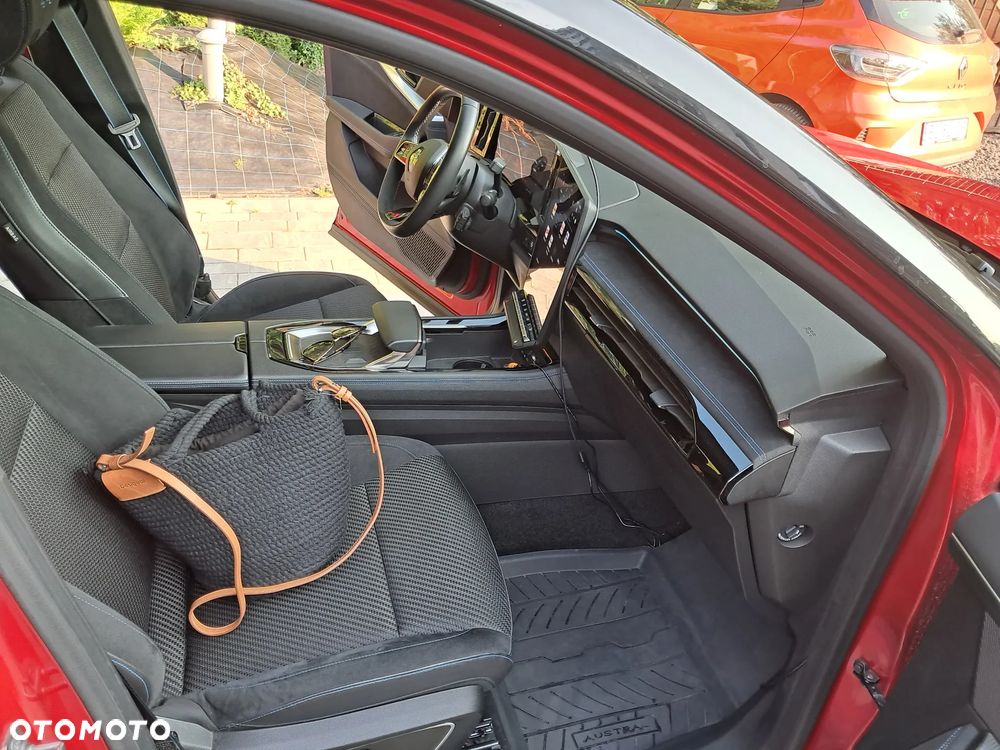 Renault Austral 1.3 TCe mHEV Techno esprit Alpine - 12