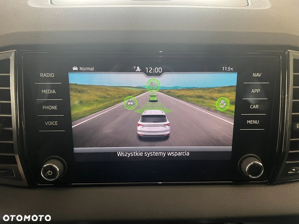 Skoda Karoq 1.5 TSI ACT 4x2 Sportline DSG - 26