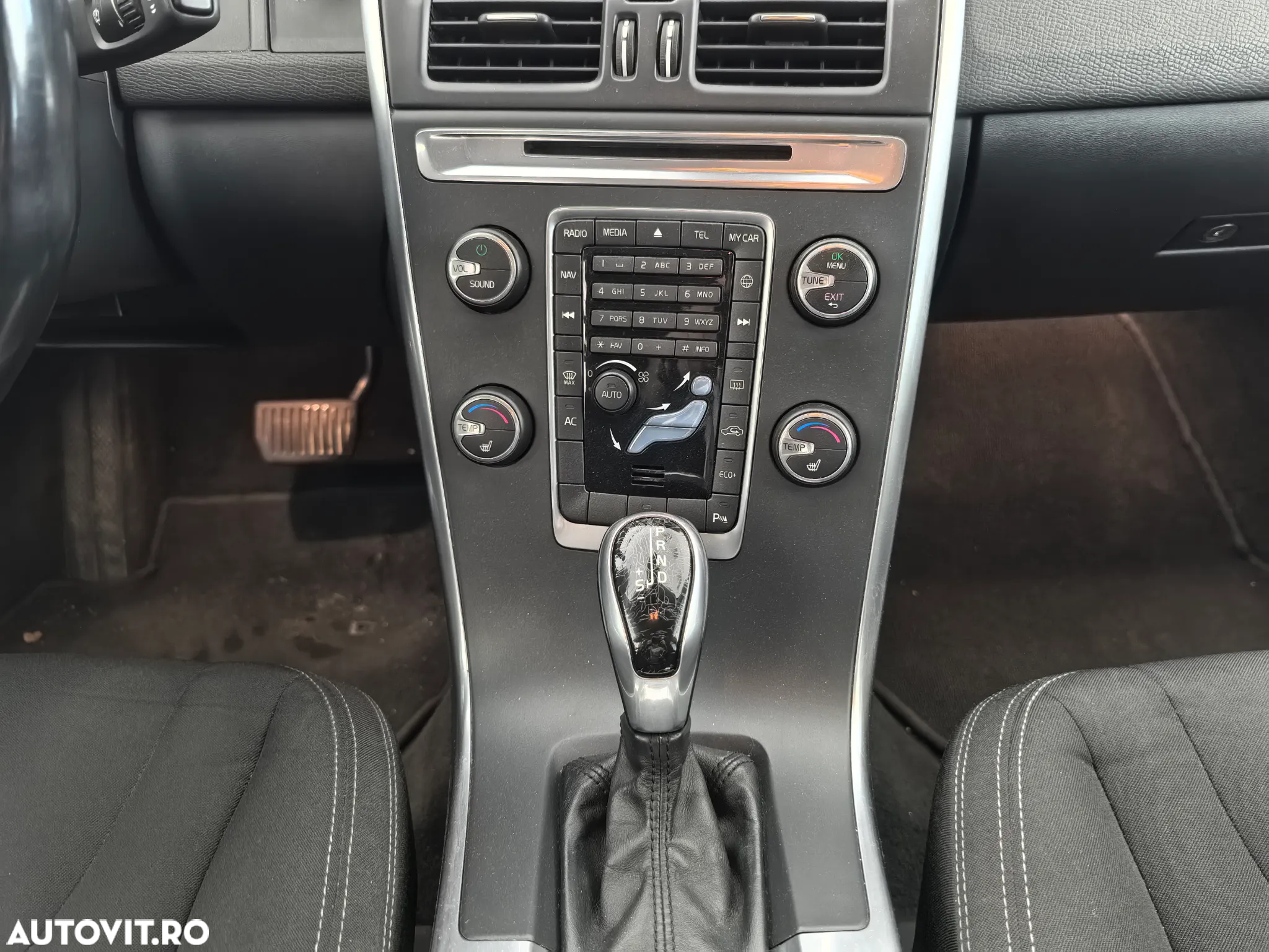 Volvo XC 60 D4 VEA Start-Stop Momentum - 17
