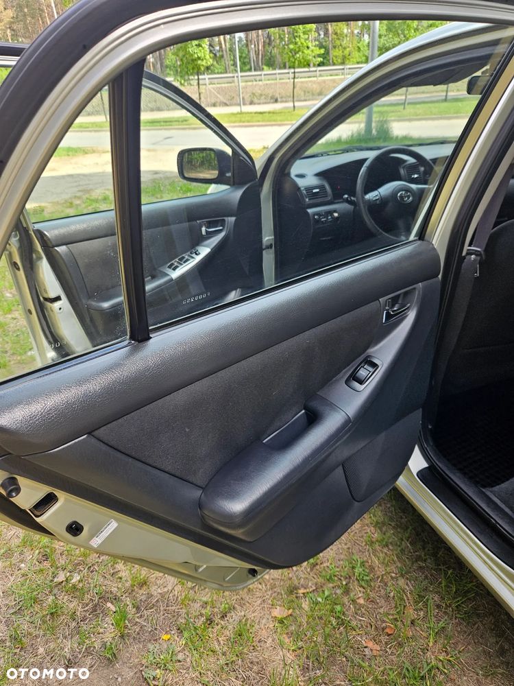 Toyota Corolla 1.4 D-4D Luna - 22