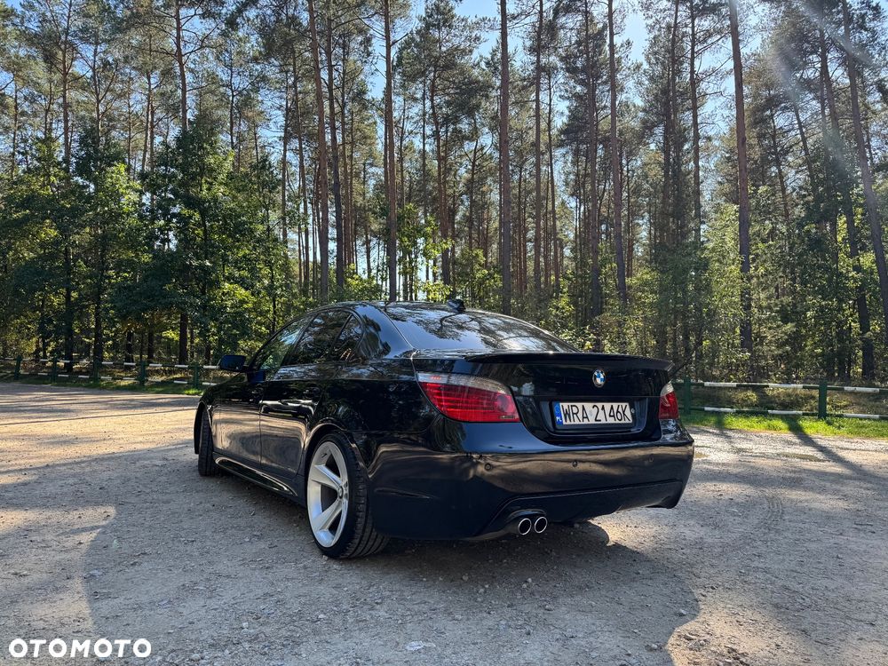 BMW Seria 5 525d - 4