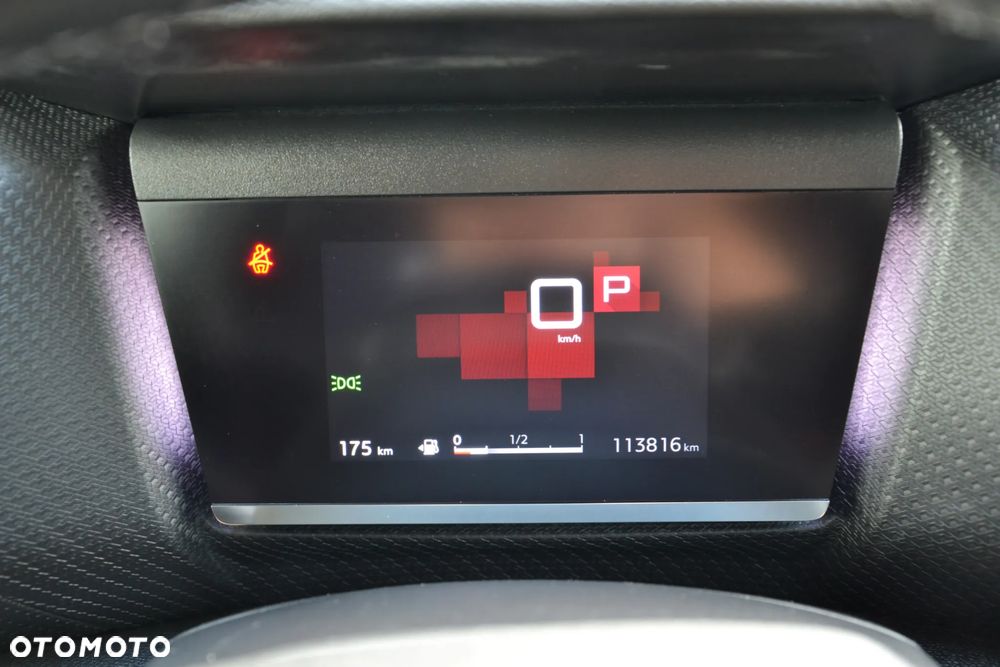 Citroën C4 PureTech 130 Stop&Start EAT8 SHINE - 19
