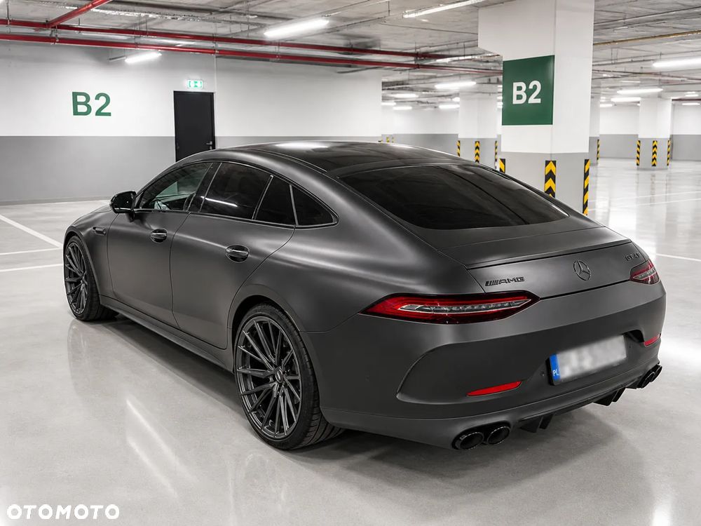 Mercedes-Benz AMG GT 43 4-Matic+ - 9