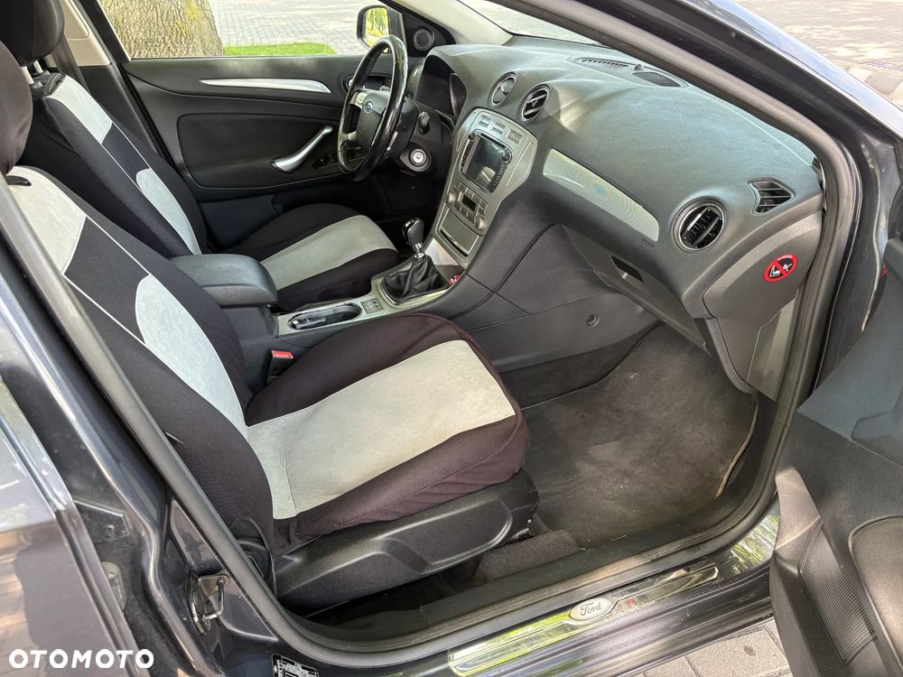 Ford Mondeo 2.0 TDCi Titanium X - 11