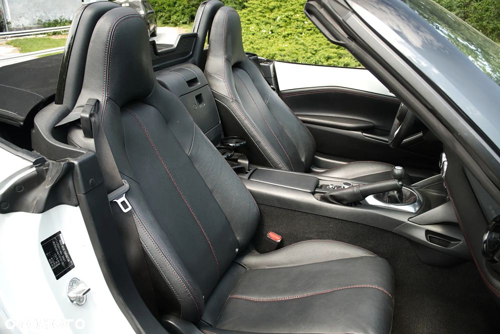 Mazda MX-5 SKYACTIV-G 131 Exclusive-Line - 18