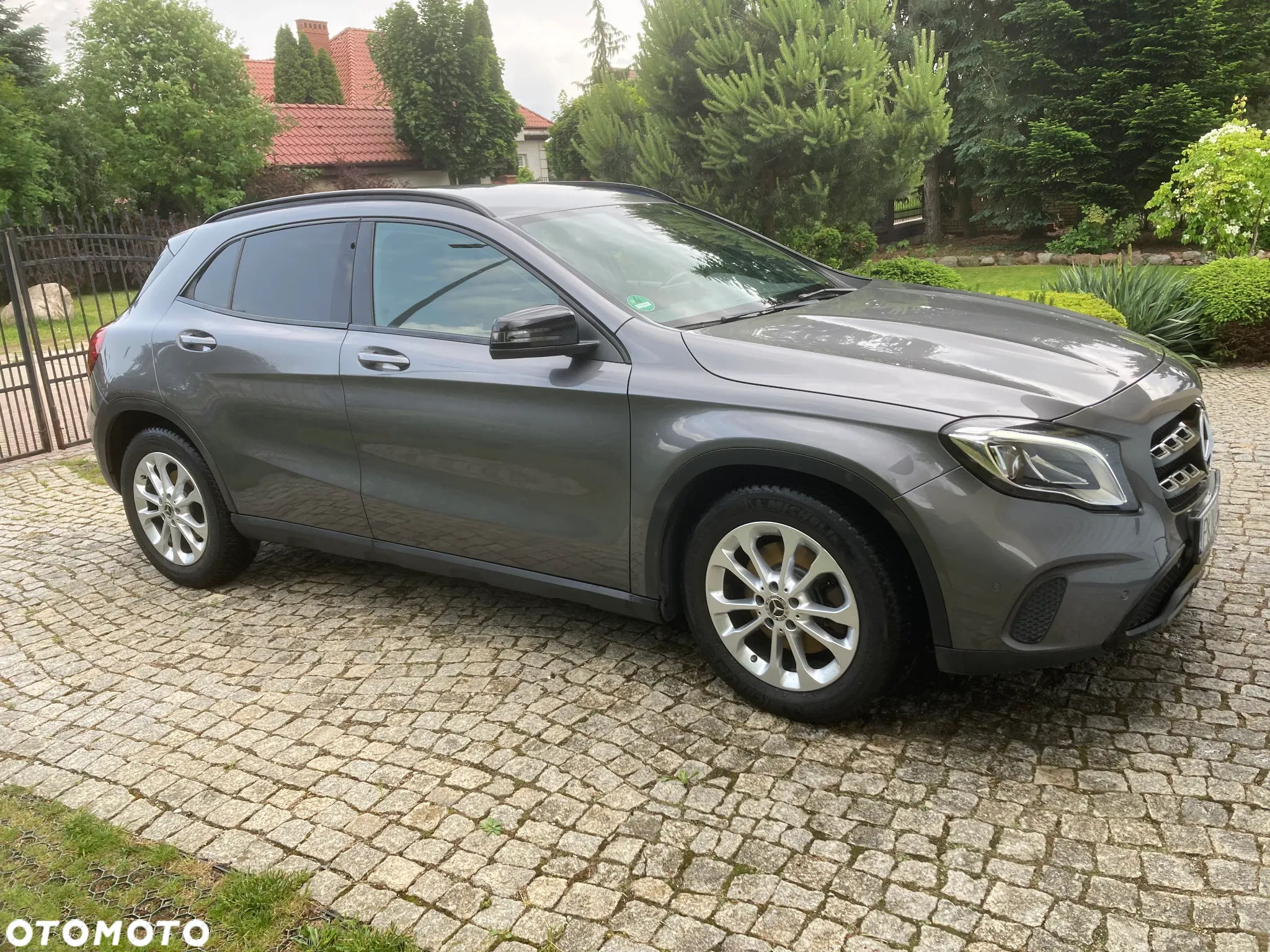 Mercedes-Benz GLA 220 4Matic 7G-DCT Urban