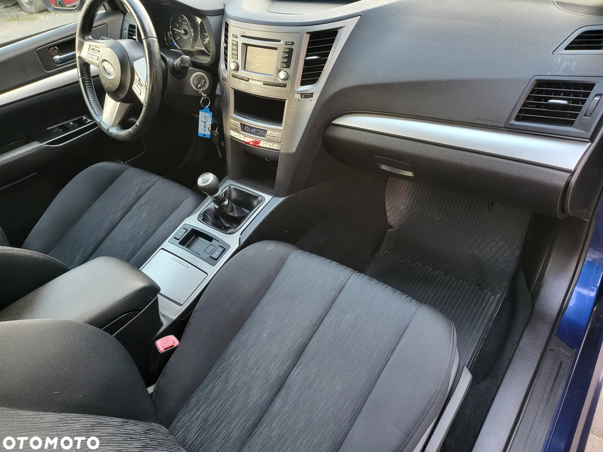 Subaru Legacy - 11