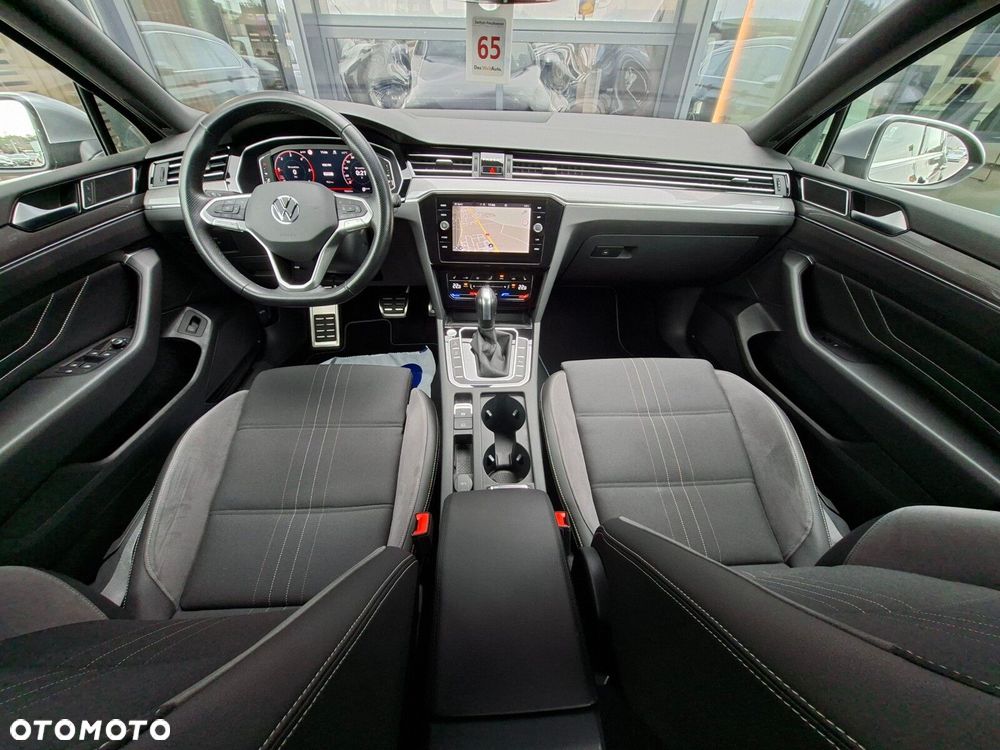 Volkswagen Passat - 21
