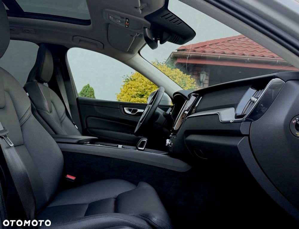 Volvo XC 60 B4 B Geartronic RDesign - 12