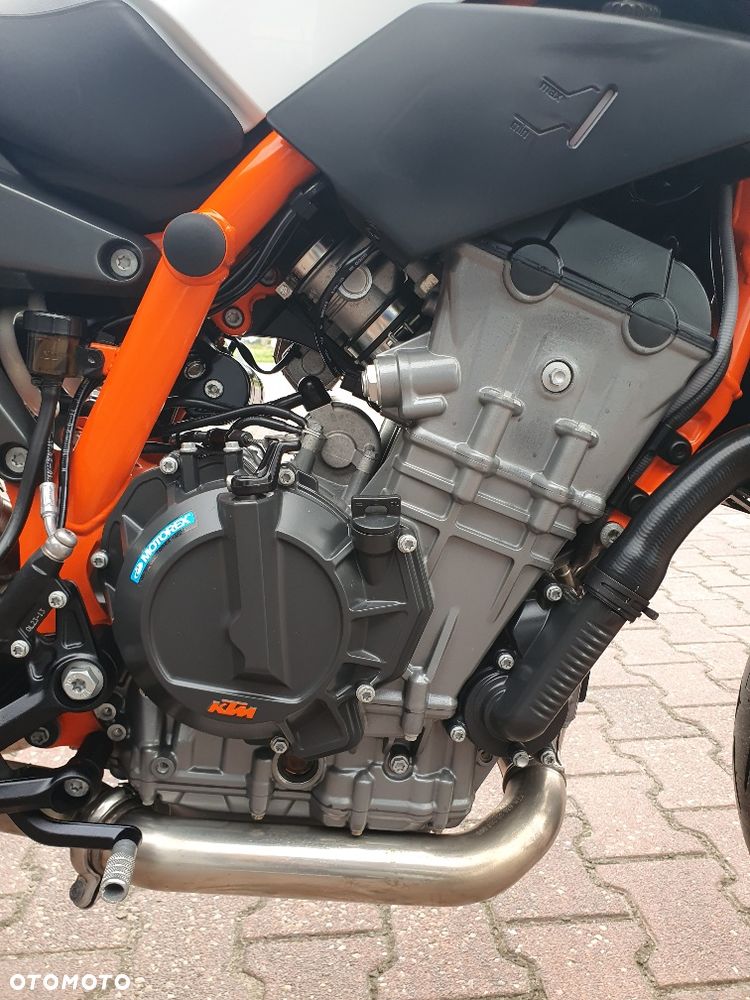 KTM DUKE 890 - 30