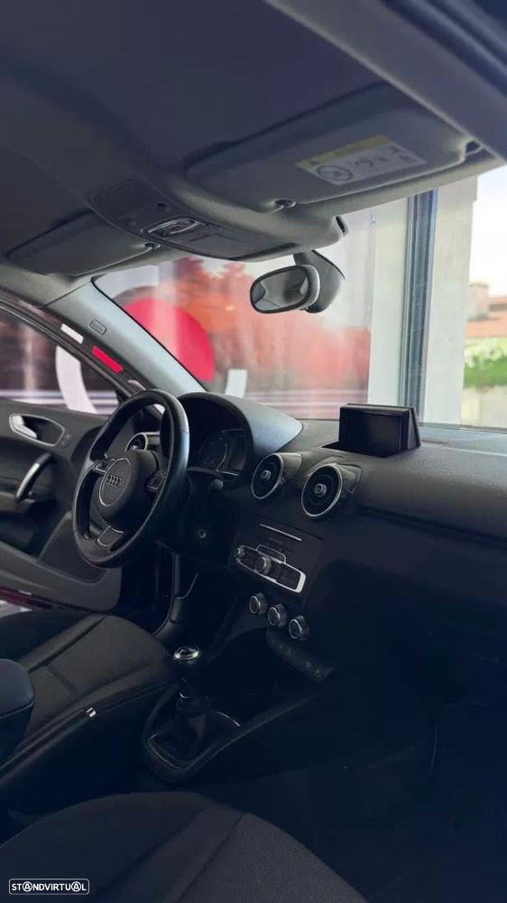 Audi A1 1.6 TDI Design - 9