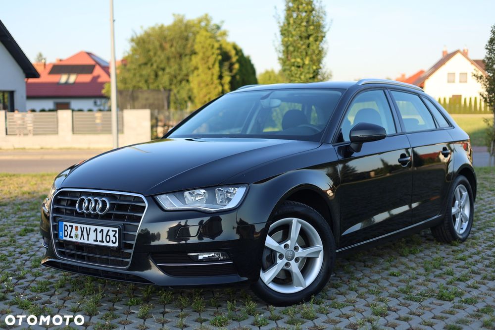 Audi A3 Sportback 1.4 TFSI Ambiente - 1