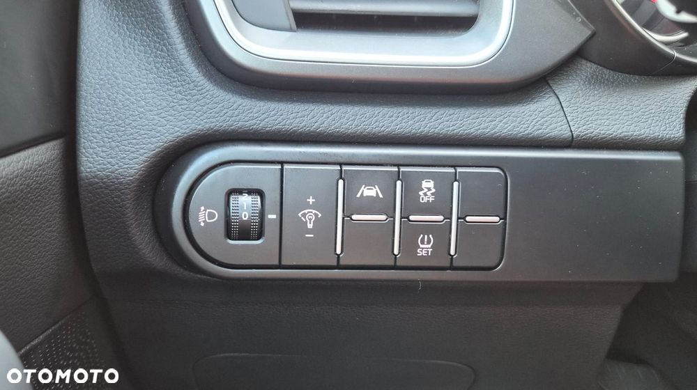 Kia XCeed 1.5 T-GDI Prestige Line DCT - 34