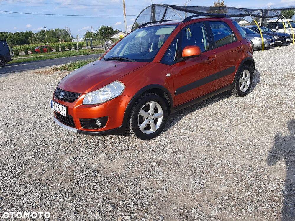 Suzuki SX4 1.5 Streetline 4x2 Classic - 1