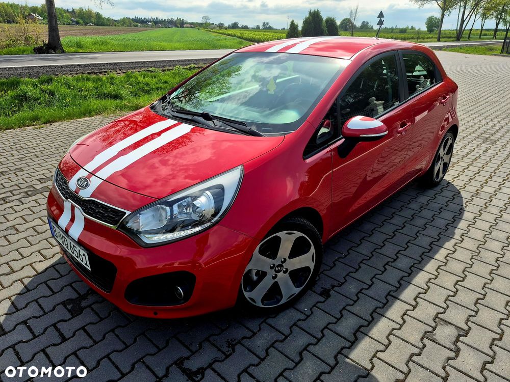 Kia Rio 1.4 Fifa World Cup Edition - 6