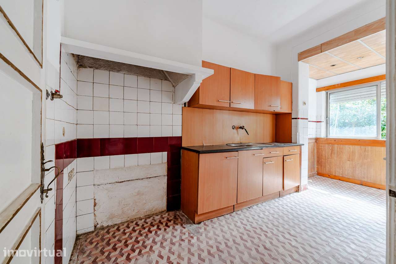 Apartamento T2 à venda na Rua General Humberto Delgado - Grande imagem: 2/19