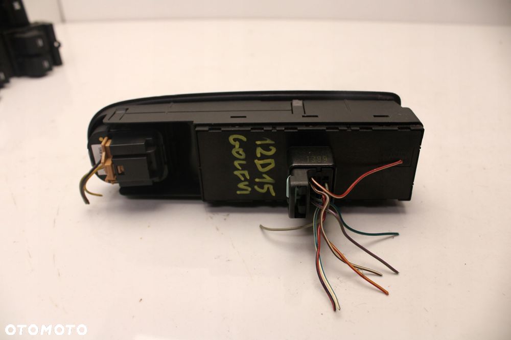 volkswagen golf vi 09r- panel sterowania szyb 5k0.867.255.a - 2