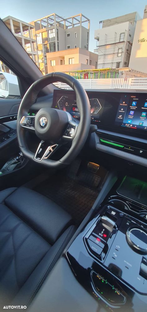 BMW Seria 5 520d xDrive AT MHEV - 12