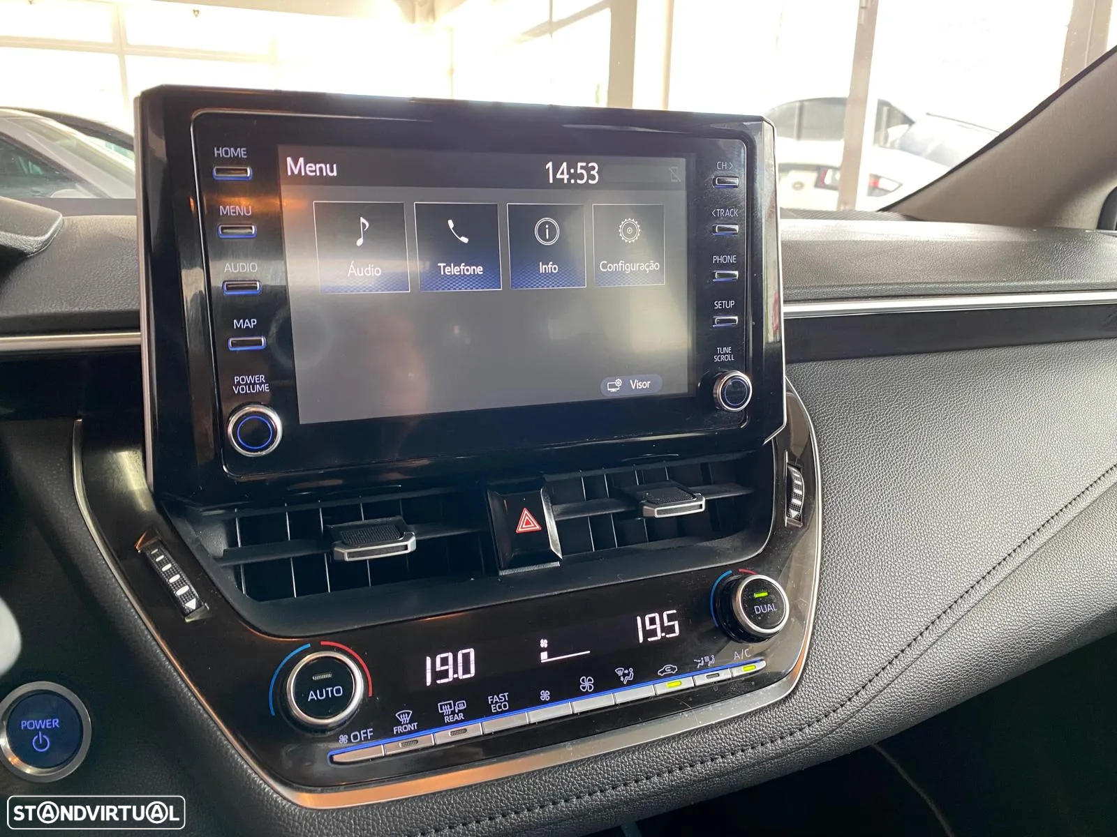 Toyota Corolla SD 1.8 Hybrid Exclusive - 39