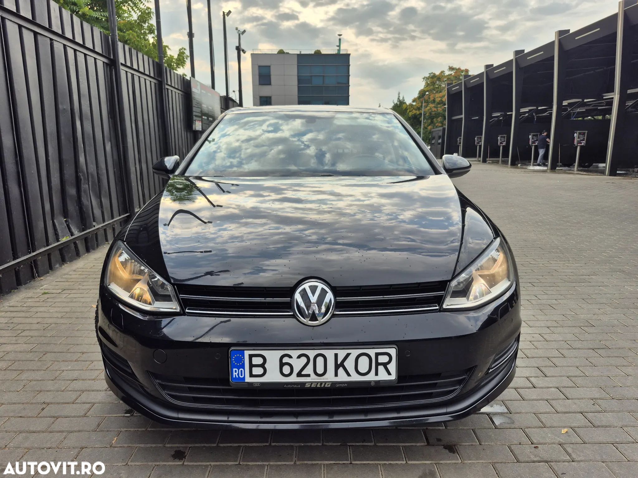 Volkswagen Golf 1.2 TSI BlueMotion Technology Comfortline - 1