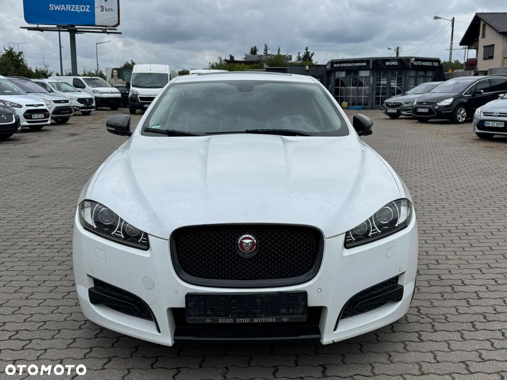 Jaguar XF 35t AWD R-Sport - 2